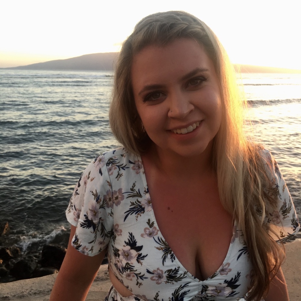 Meet your Posher, Danyelle